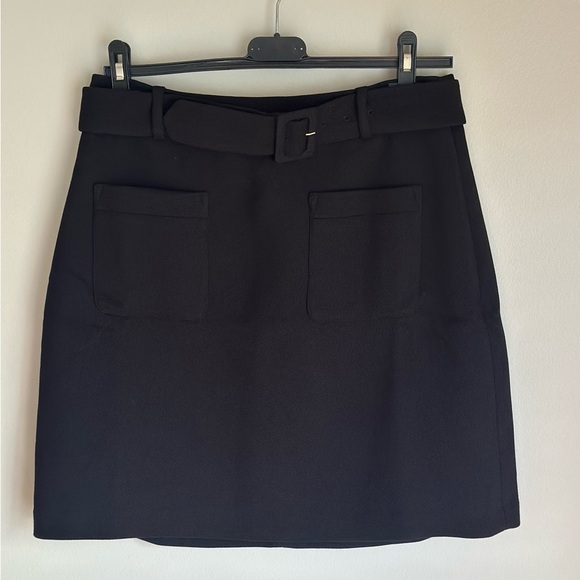 NWT Loft Black Knee Length Skirt With Belt & Pockets Size 4 Work Business - Picture 1 of 8